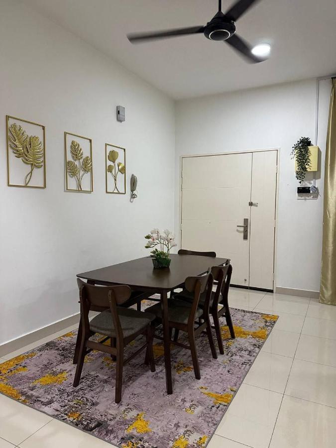 Inadh Suites @ Icon Residence With Pool Kuala Terengganu Bagian luar foto