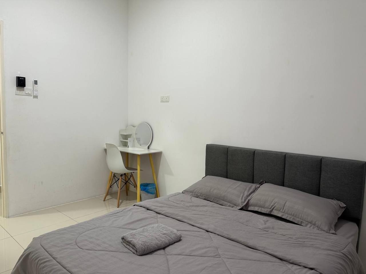 Inadh Suites @ Icon Residence With Pool Kuala Terengganu Bagian luar foto